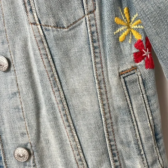 Vintage Gap embroidered jacket - Picture 9 of 11